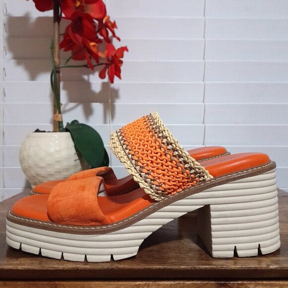 SOLD🟠🟠🟠🟠🟠🟠Softwaves Becka Orange Cream Platform Chunky Heel Sandals 8 - Picture 1 of 11